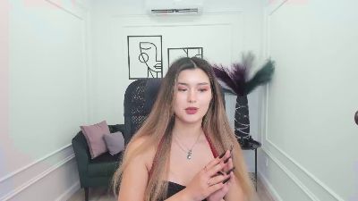 AnneTLi from Serbia