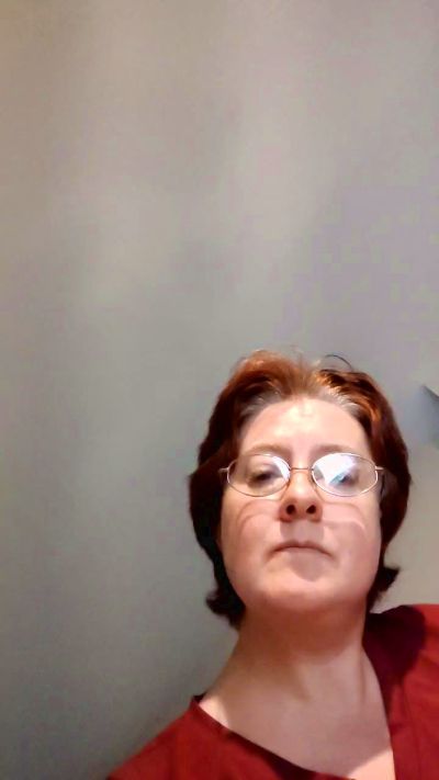Ava42 from United States
