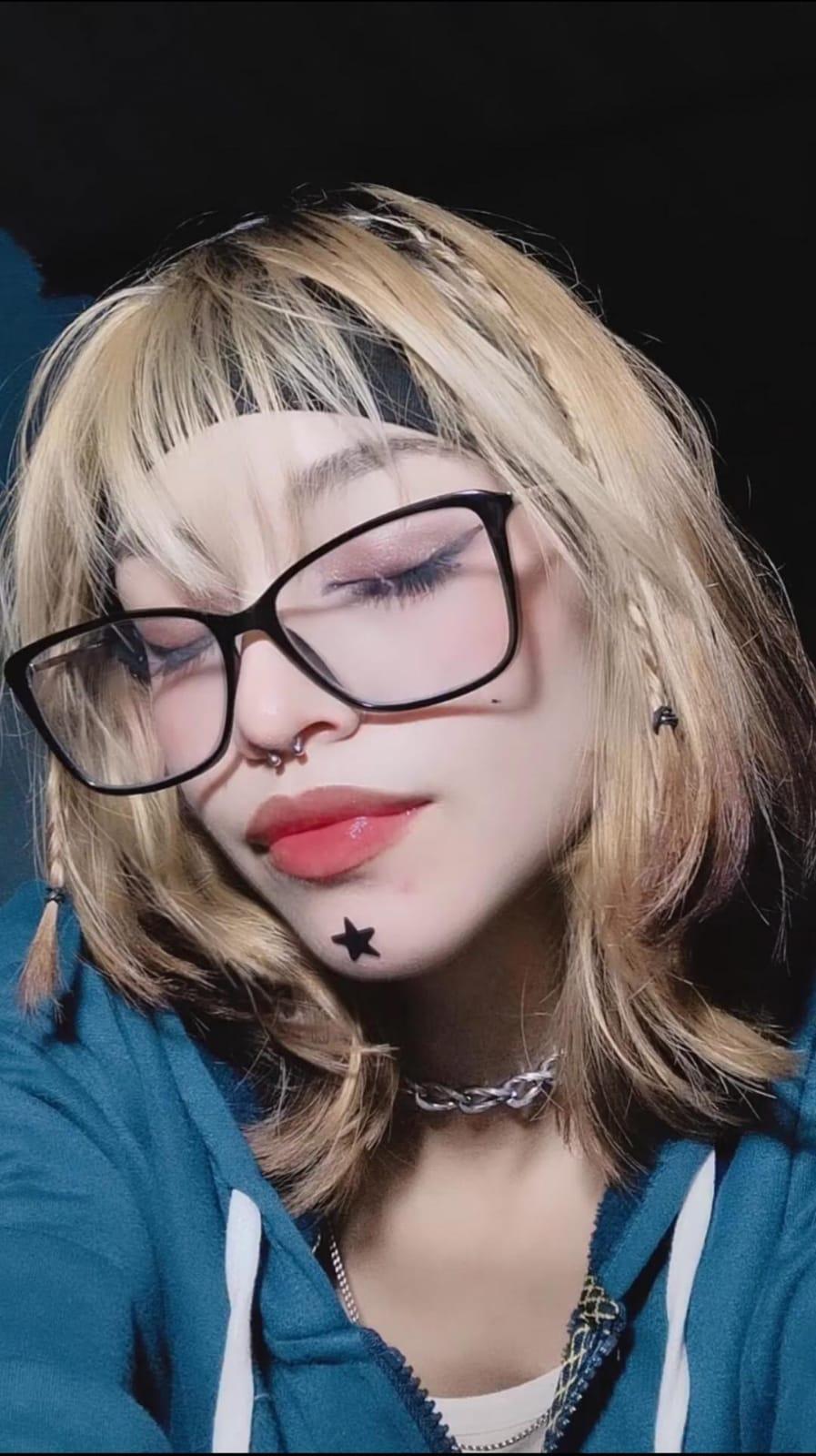 Carly_Latin18 Profile Image