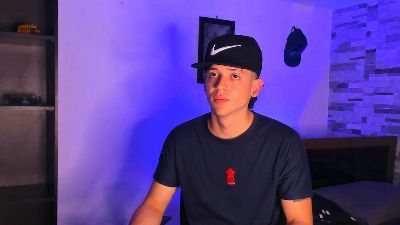Dimitri_Higth from Colombia