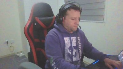 Giingz22 from Chile