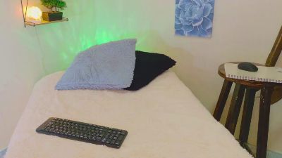 Jhonny_horny0 from United States