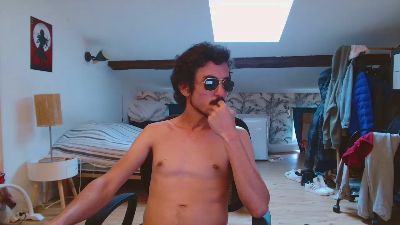Joohn7i_ from France