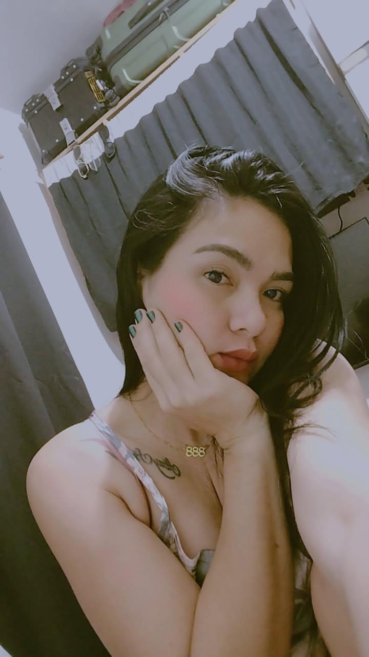KellyBoomXOXO from Philippines