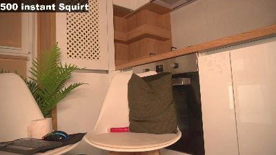 Leti_squirt from Romania