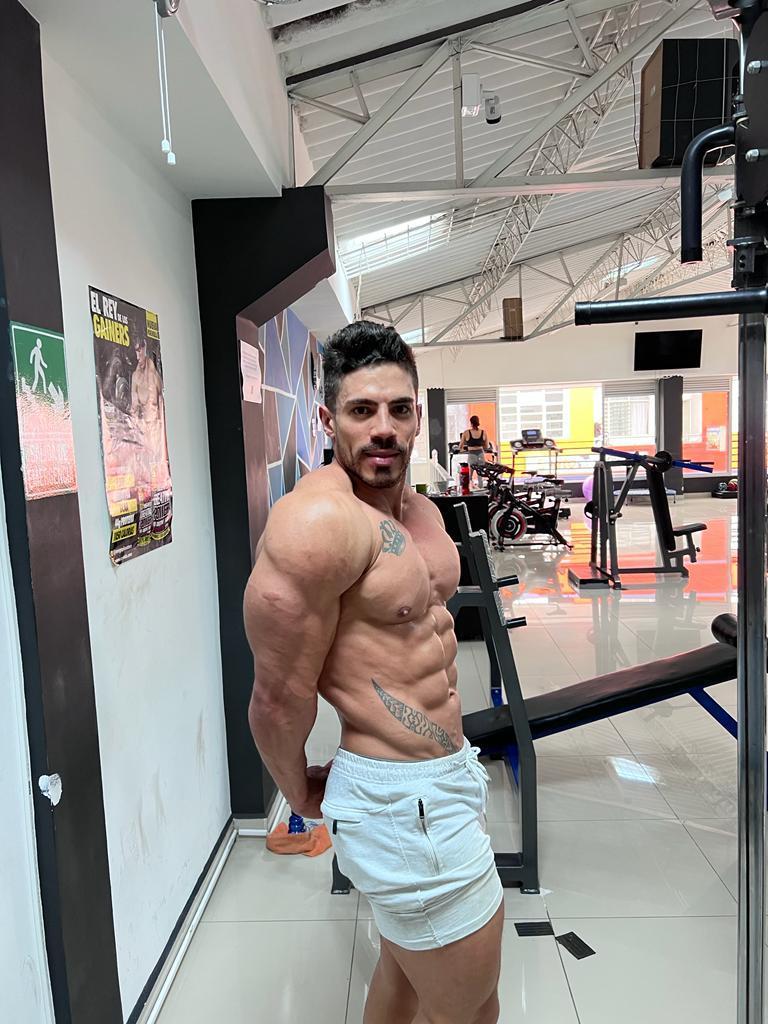 Rocky_fit from Colombia