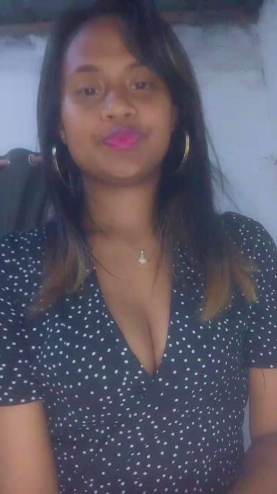 Sharonne07 from Madagascar