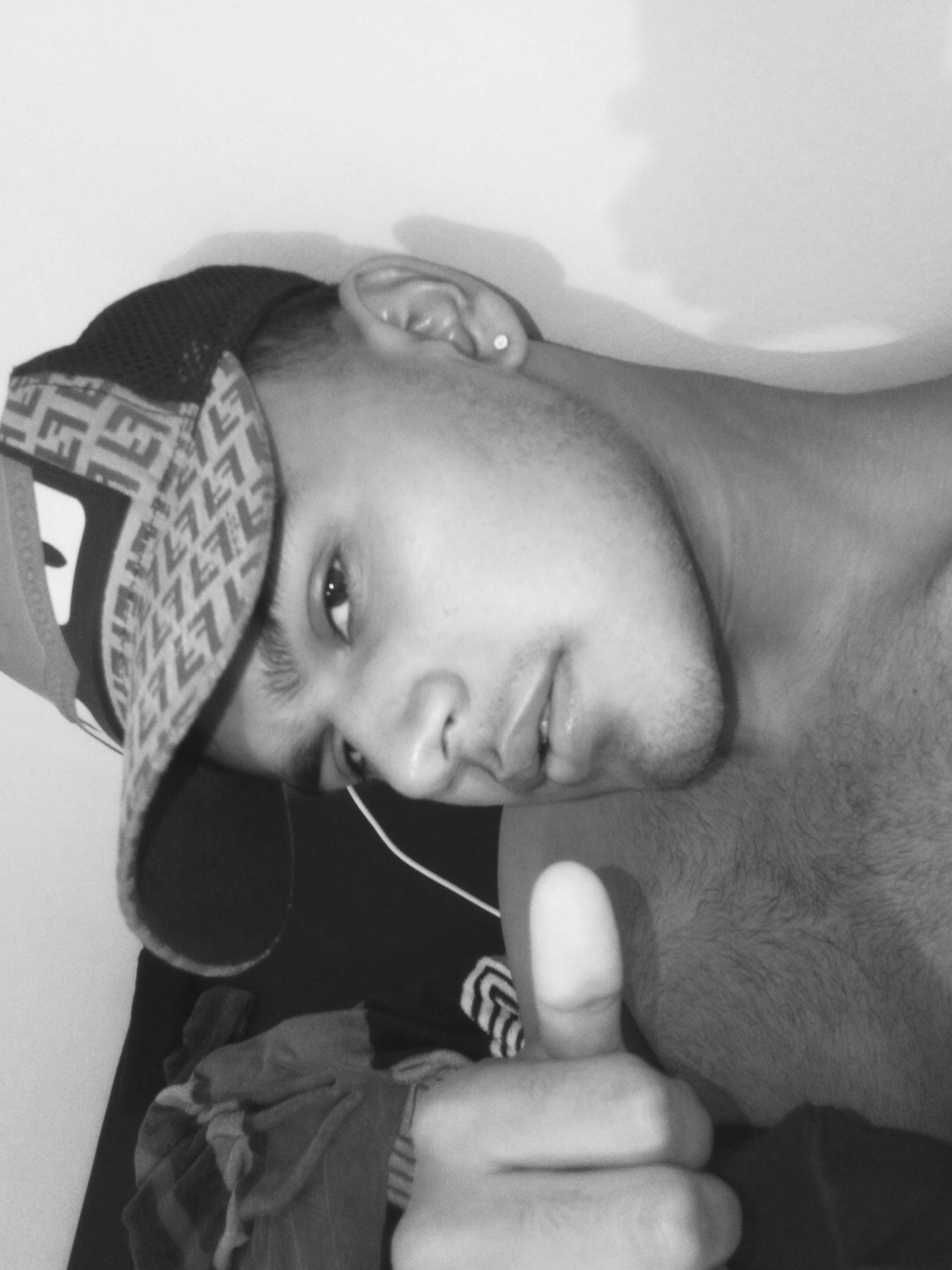 Thiiago_cruz from Italy