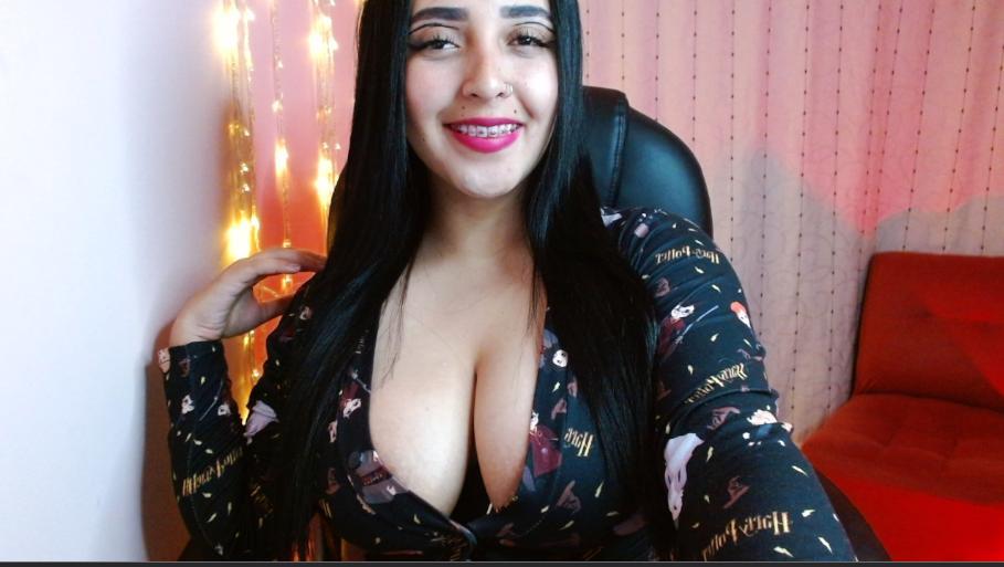 goddess_amber from France