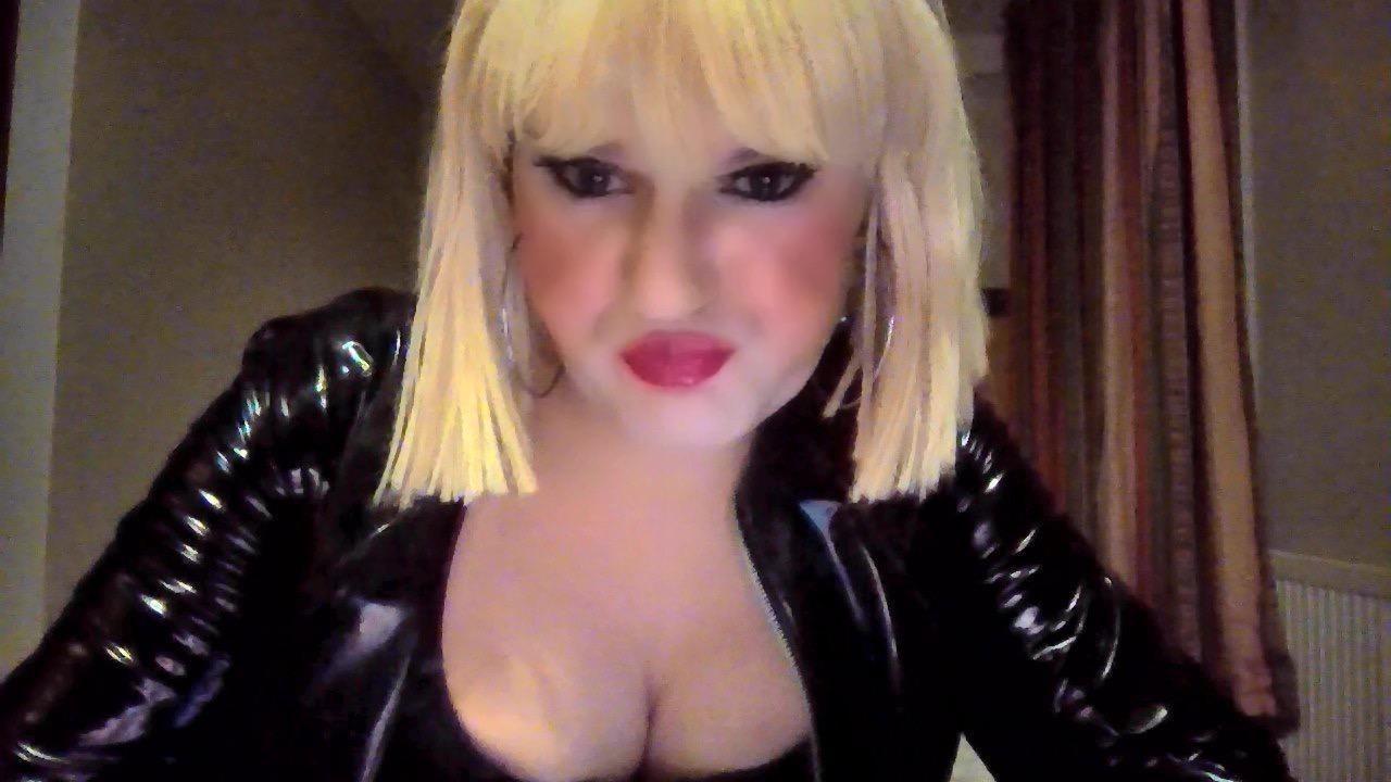 katietranslond1 from United Kingdom