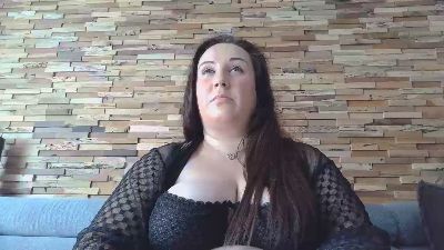 shana45 from France